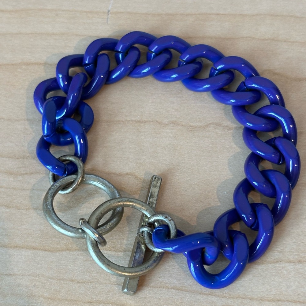 Love Light Laughter Statement Bracelet made of thick acrylic/ chunky purple